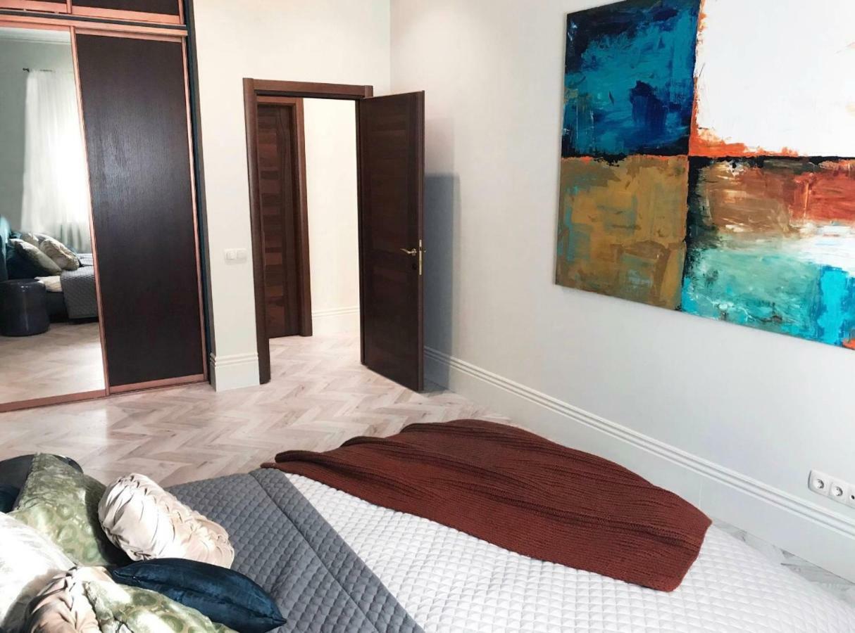 Luxury Old Town Apartment Βίλνιους Εξωτερικό φωτογραφία